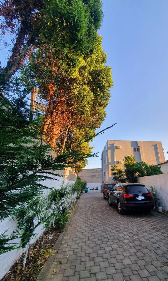 Klerichi Hotel 地拉那 外观 照片